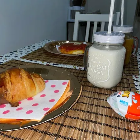 A Cas E Vicenz * Nápoles